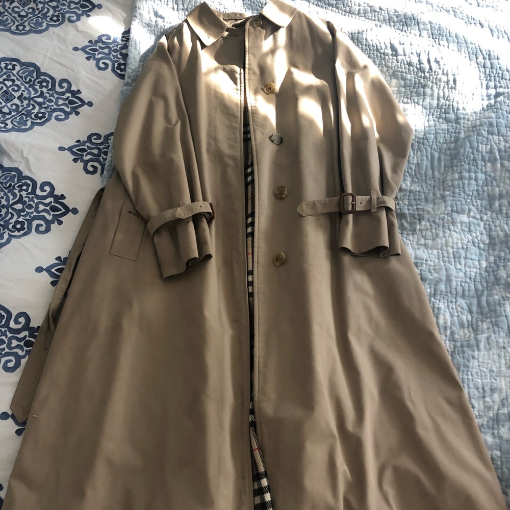 Burberry Vintage trench coat with lining